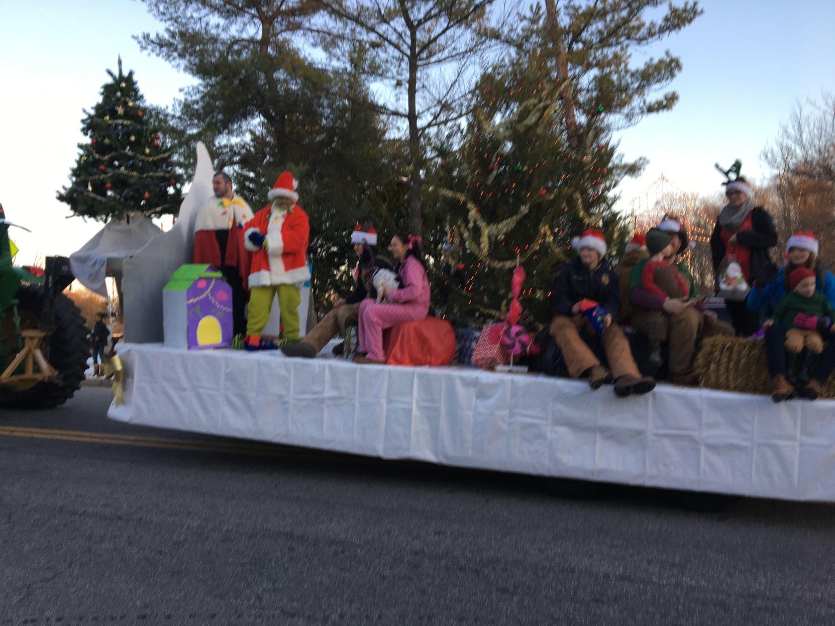 DRB 1211 Parade 22.JPG